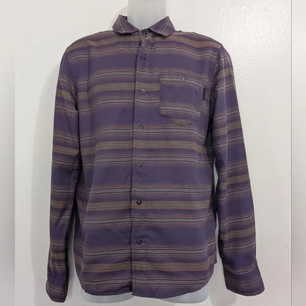 Pearl Izumi Men S Button Down Shirt Activewear Hiking Gorpcore Sporty Layer